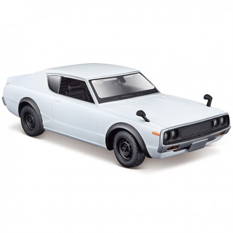 MAISTO MODEL AUTO 1:24 NISSAN SKYLINE 2000 GT-R 1973 WHITE 315285
