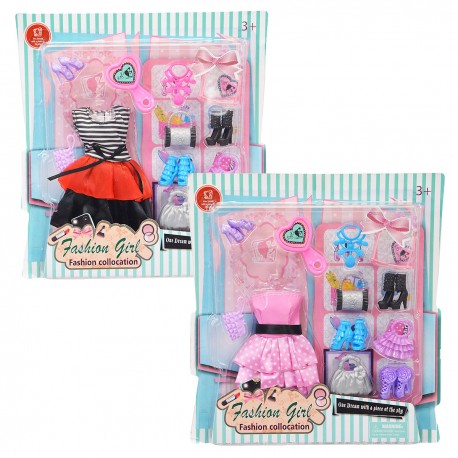 830304 UBRANKA DLA LALKI z AKCESORIAMI